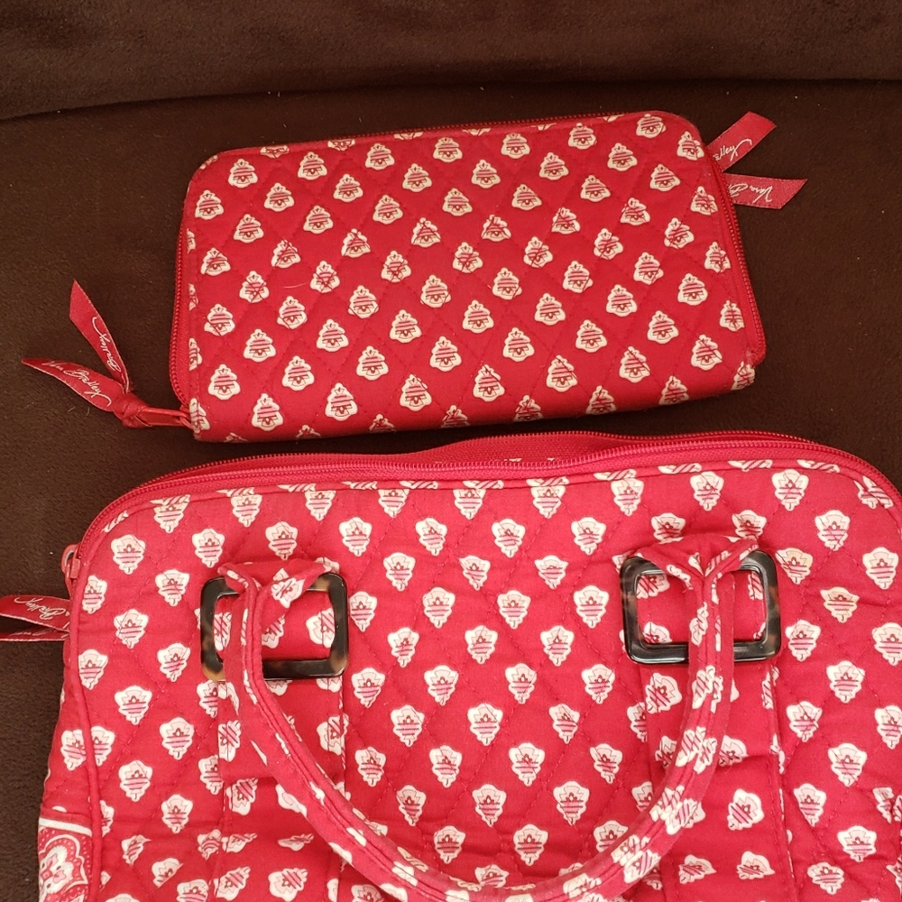 Red purse and wallet  set